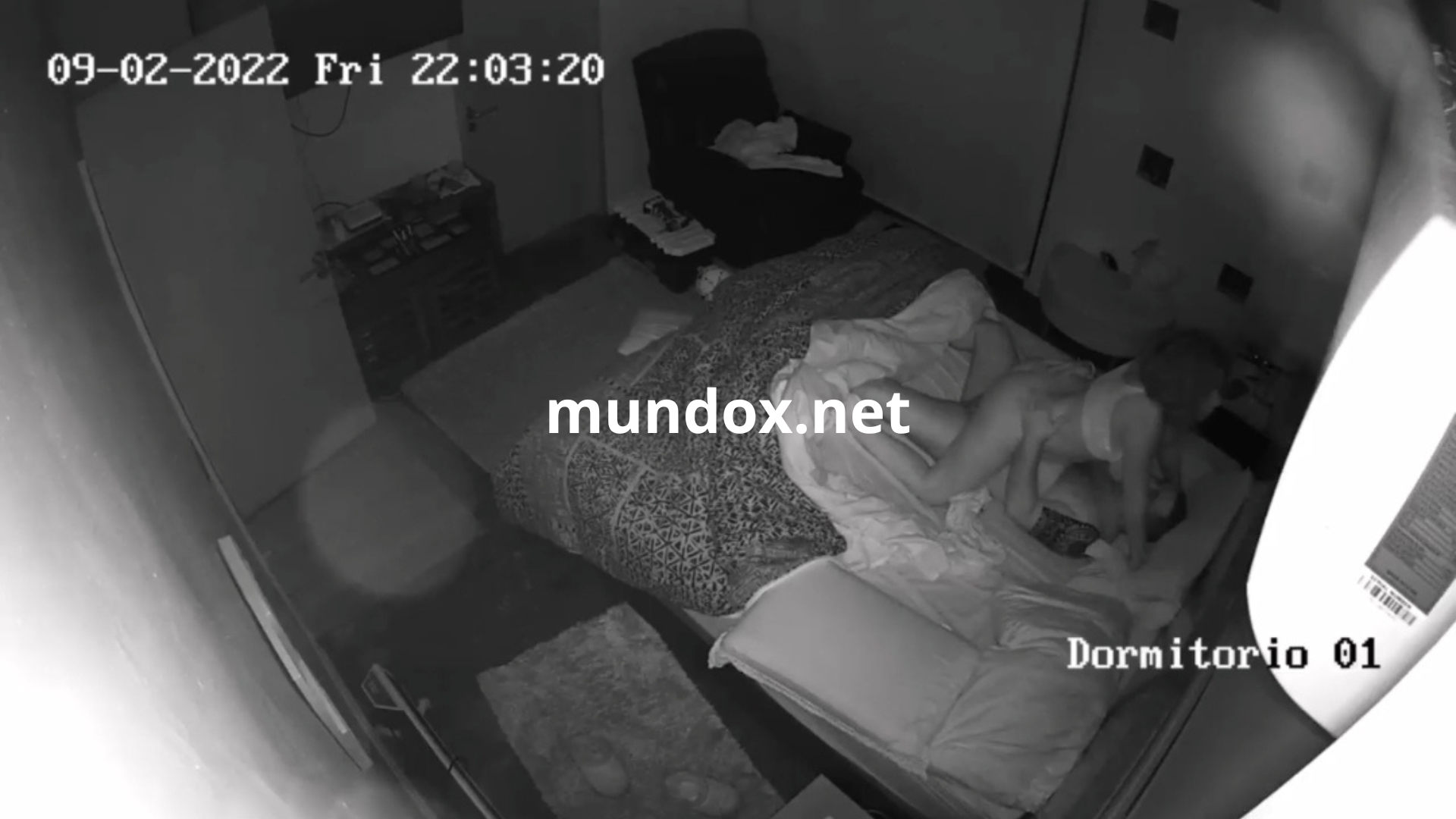 Camara filtrada grabando el momento en el que una pareja tiene intimidad